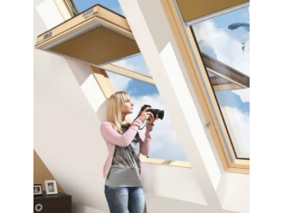 FAKRO  FYP-V  Παράθυρο στέγης 78x160cm με ανυψωμένο άξονα περιστροφής, αυτόματη θυρίδα αερισμού V40P και ενεργειακό υαλοπίνακα U3. 