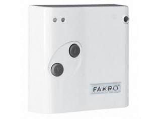 FAKRO Διακόπτης ZTC με μετασχηματιστή 24V, για ηλεκτρικά αξεσουάρ ARZ-E, ARF-E FAKRO Διακόπτης ZTC με μετασχηματιστή 24V, για ηλεκτρικά αξεσουάρ ARZ-E, ARF-E